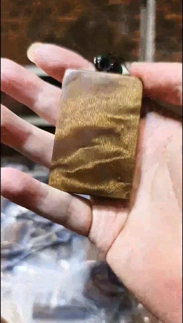 金丝楠无事牌手把件