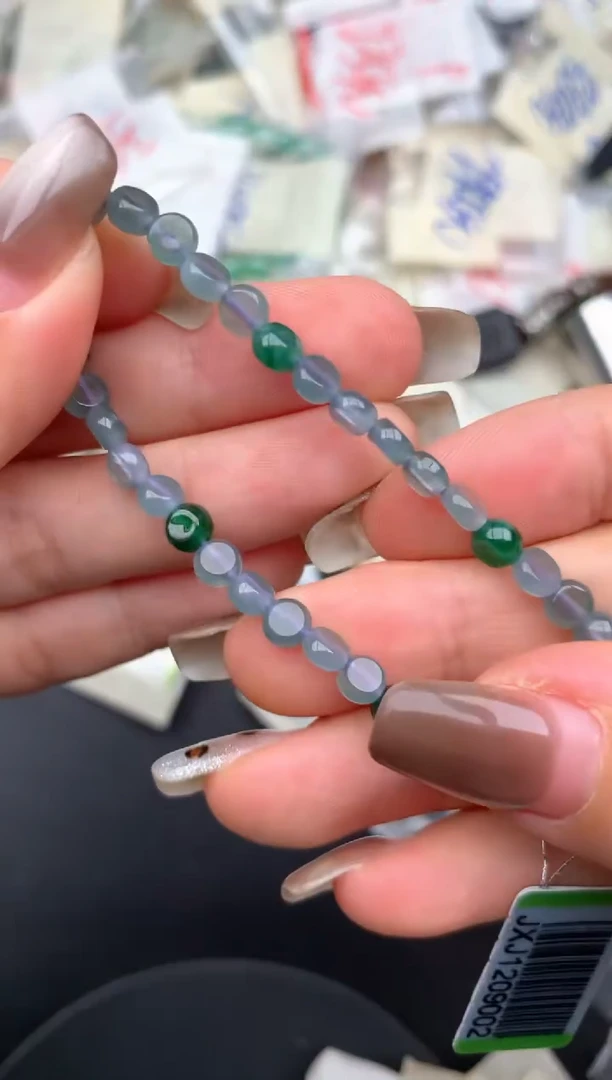 未镶嵌挂件翡翠一