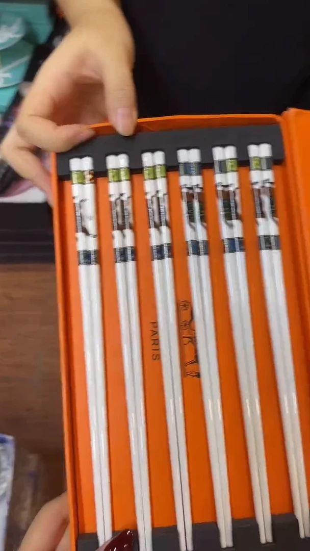 杯鸿辉家品牌瓷器，京东包邮！