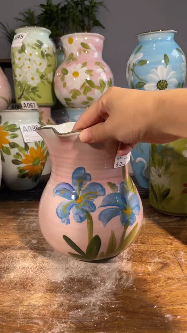 摆件景德镇高温手绘陶瓷花瓶