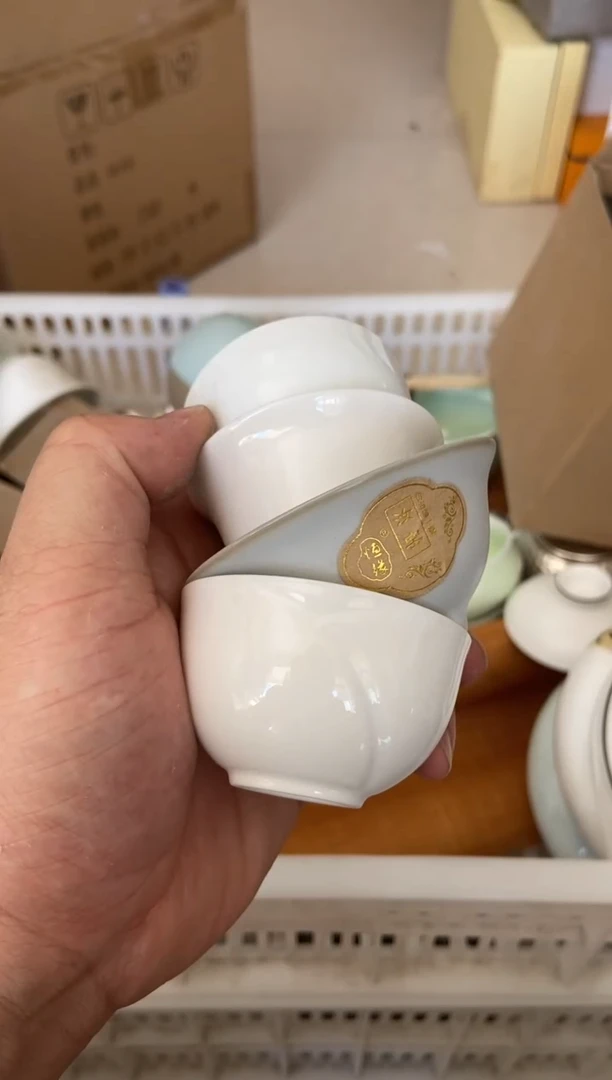 杯无运费险有瑕疵的摄影的产品有使用过的痕迹有点脏介意勿拍