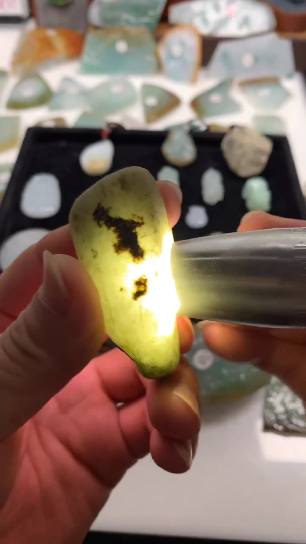 未镶嵌挂件翡翠翡翠