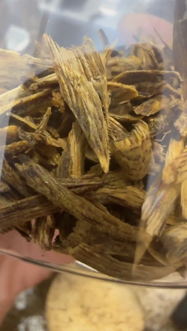 沉香沉香碎屑海南白棋切丝