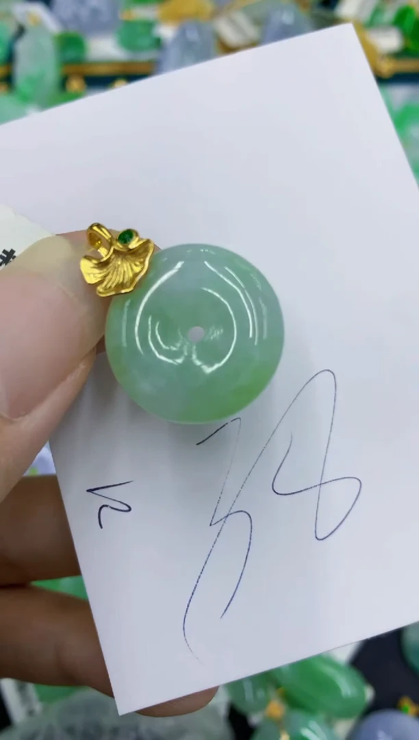 翡翠未镶嵌颈饰11111111111