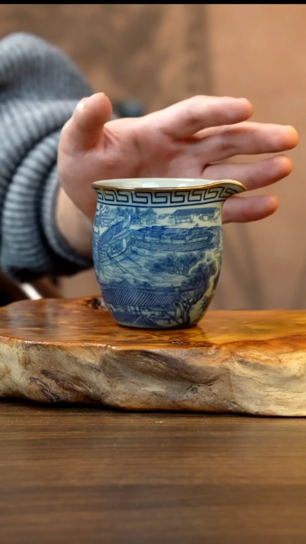 景德镇陶瓷清明公道杯