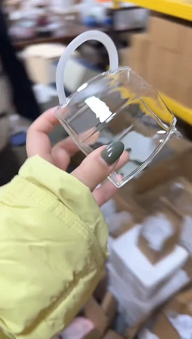 磨砂楞然