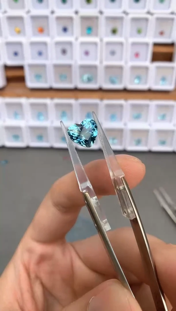 未镶嵌裸石定制海蓝宝石3.66ct 超圣 04053