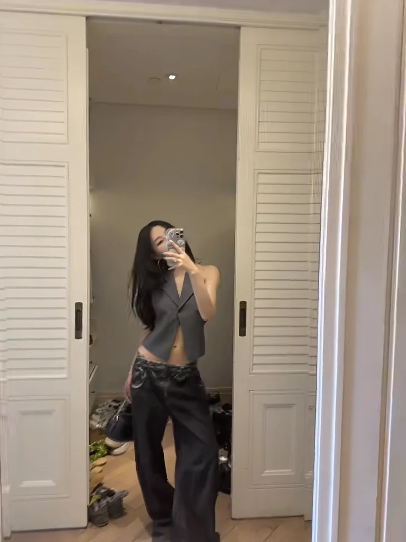 设计感小众辣妹气质套装马甲背心上衣女2025新款显瘦休闲裤两件套