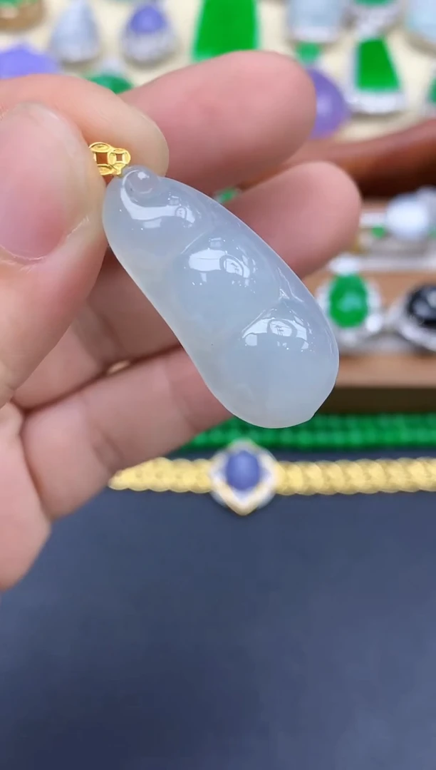 颈饰18K金镶嵌翡翠52-中国好珍宝