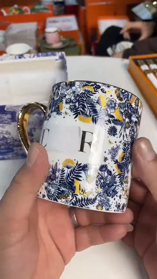 杯鸿辉家品牌瓷器，京东包邮！