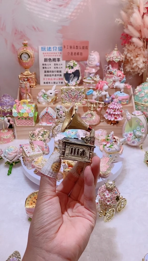 合金珐琅彩首饰盒摆件