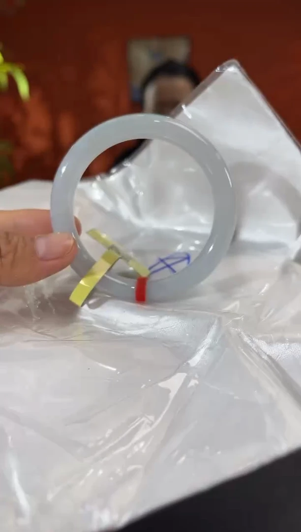 未镶嵌手镯翡翠12        圈口51