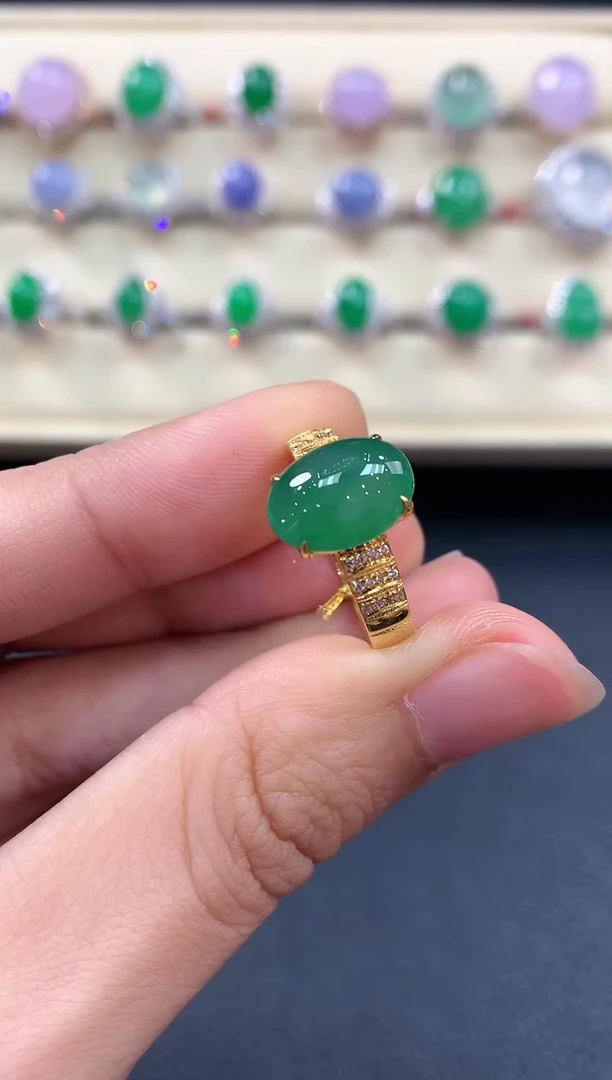 【闪购商品】翡翠戒指18K金镶嵌B132    