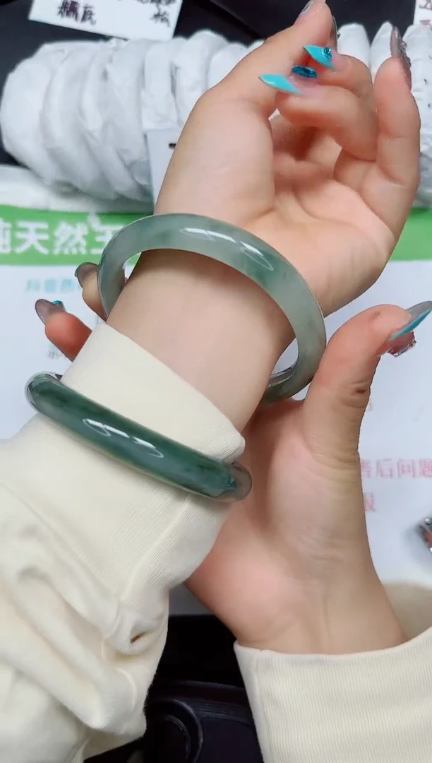 石英质玉手镯未镶嵌281-63.0