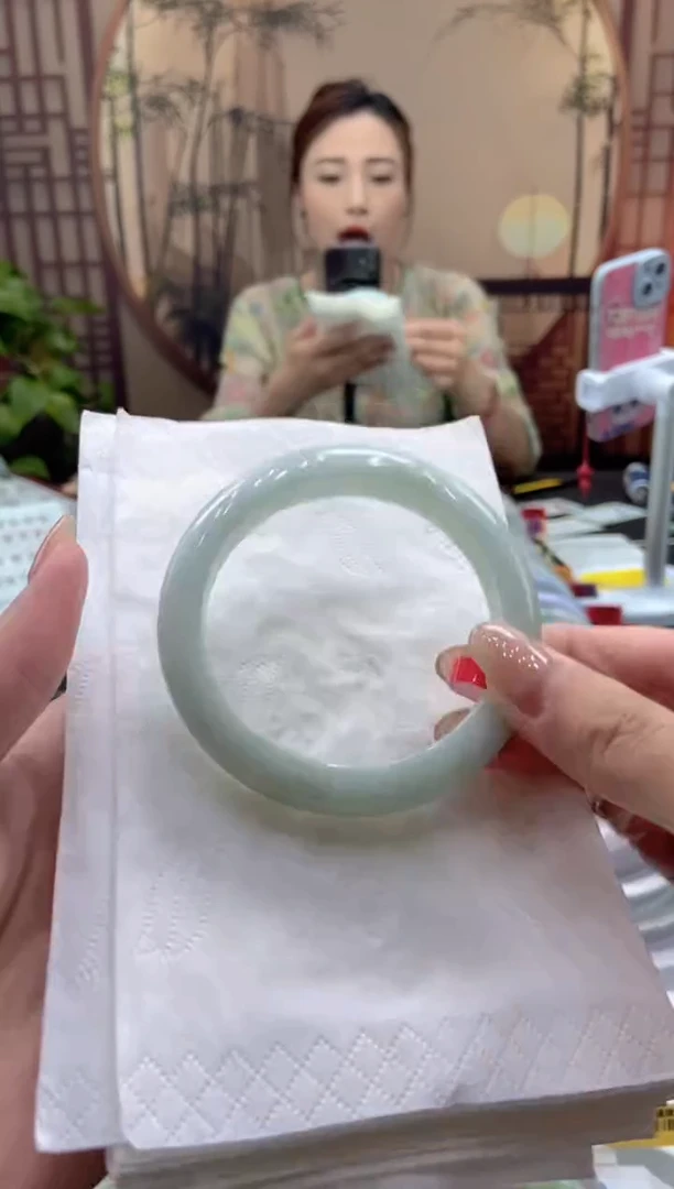 翡翠手镯未镶嵌000023302