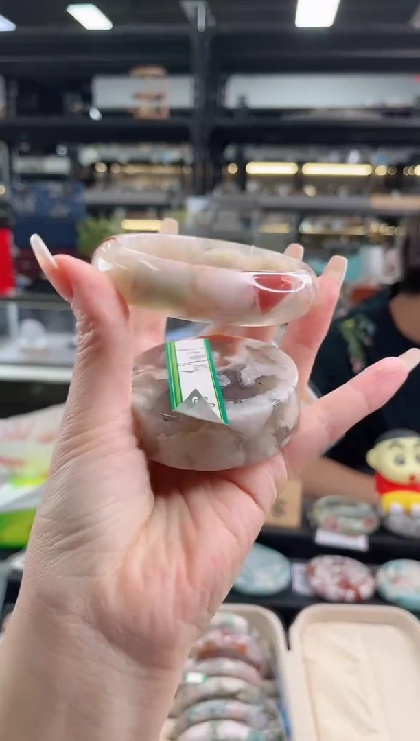 未镶嵌手镯石英质玉尘*丷圈口（赠品镯心）