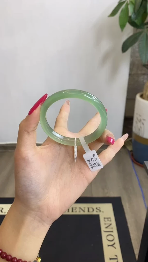 【闪购商品】玛瑙/玉髓手镯未镶嵌314