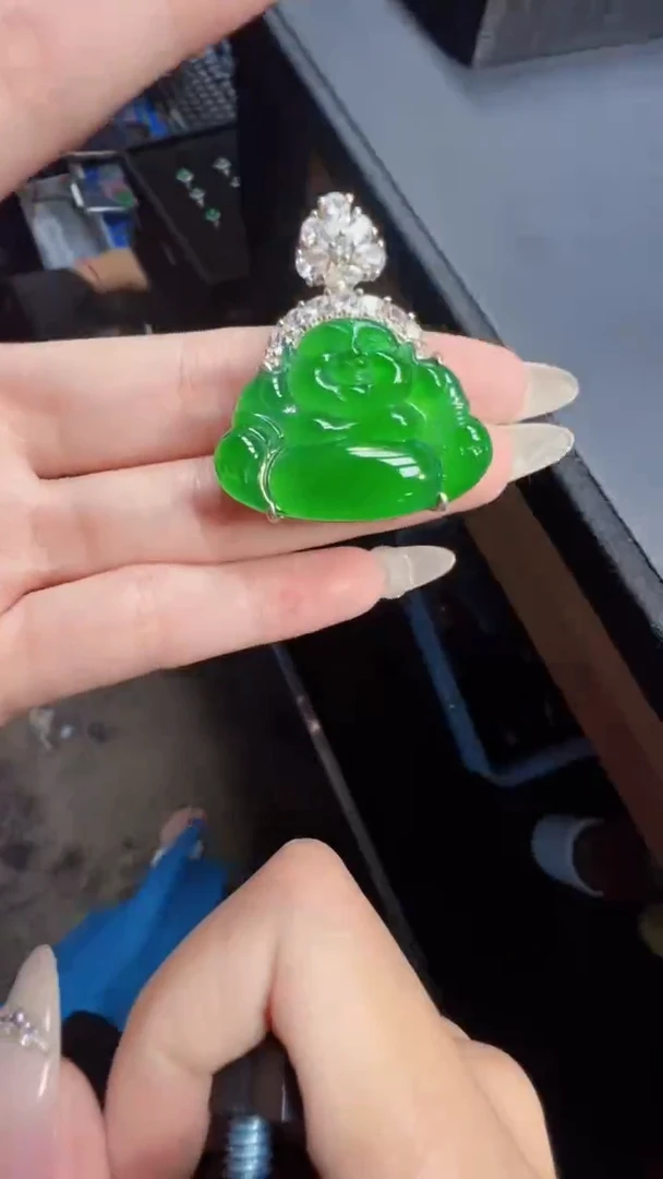未镶嵌定制翡翠翡翠A货有轻微色差属于正常现象，佛公多样性发货1