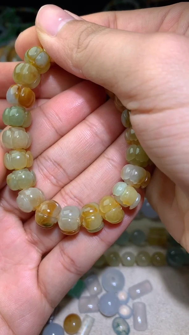 定制翡翠未镶嵌毛货