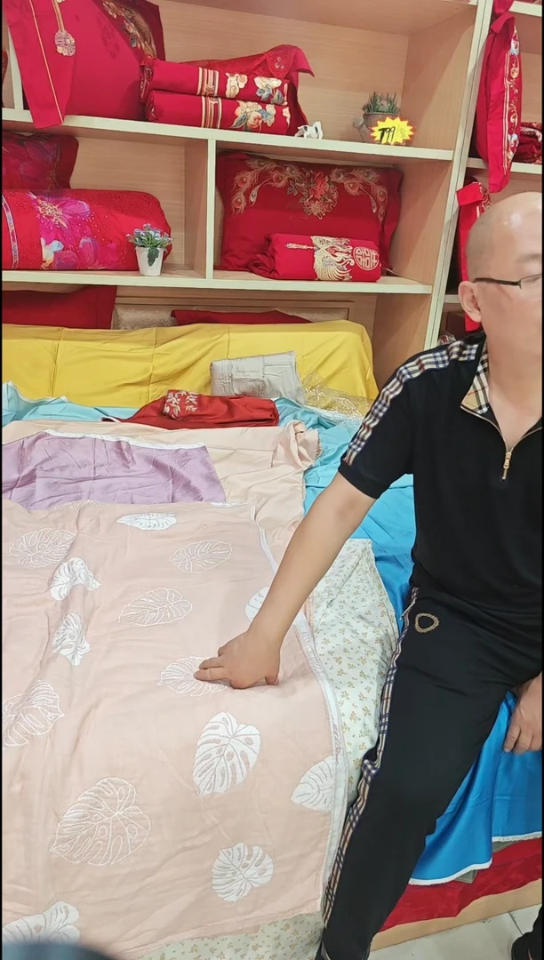 银鼠毛全棉四层纱毛巾被2.0*2.3