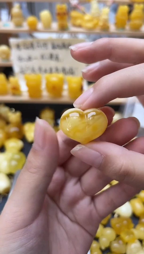 琥珀未镶嵌珠宝奇石141琥珀蜜蜡微瑕坑