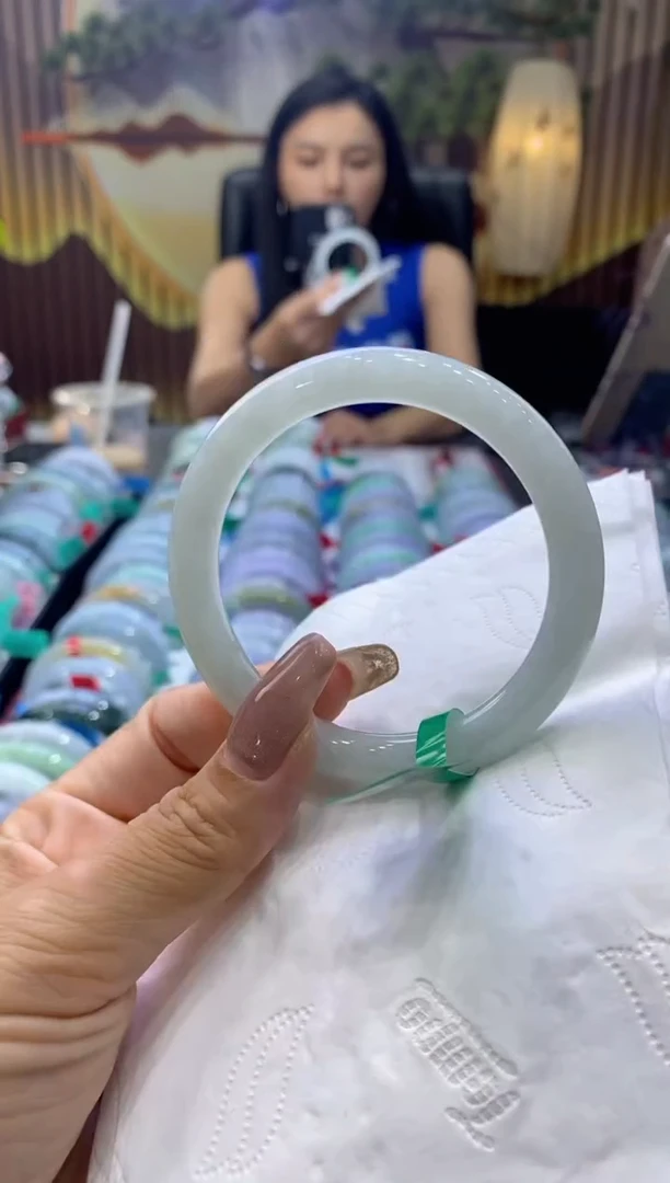 翡翠手镯未镶嵌00002594