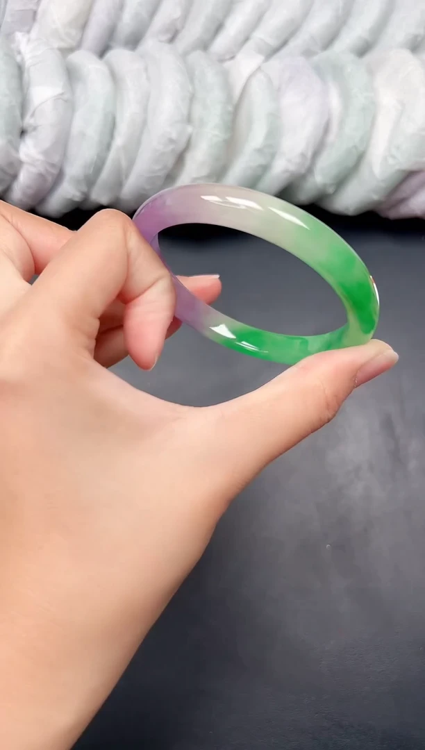 精品手镯，一物一拍P049