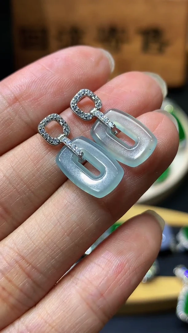 未镶嵌翡翠耳饰团购多样性发货