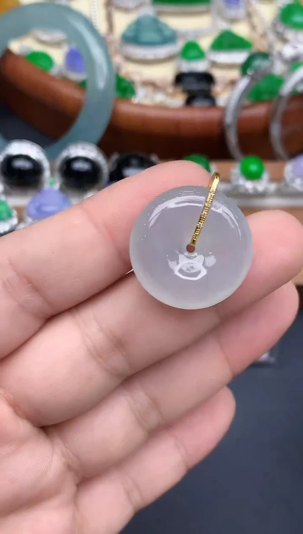 颈饰18K金镶嵌翡翠81-中国好珍宝