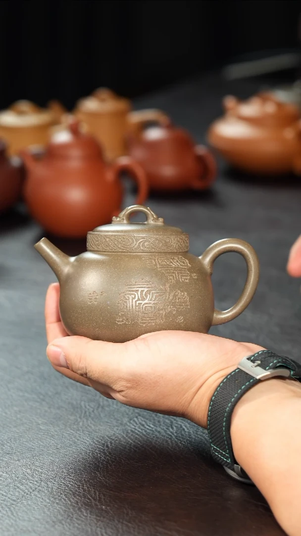 茶壶紫砂大*德三足乳鼎半手