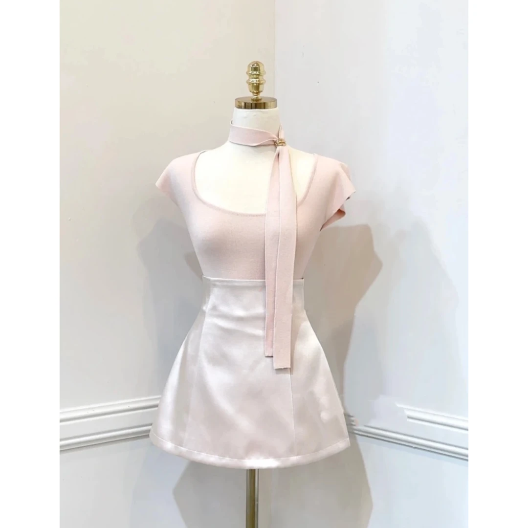 爆款一整套夏季女套装2025新款韩版甜美风修身上衣显瘦短裙两件套