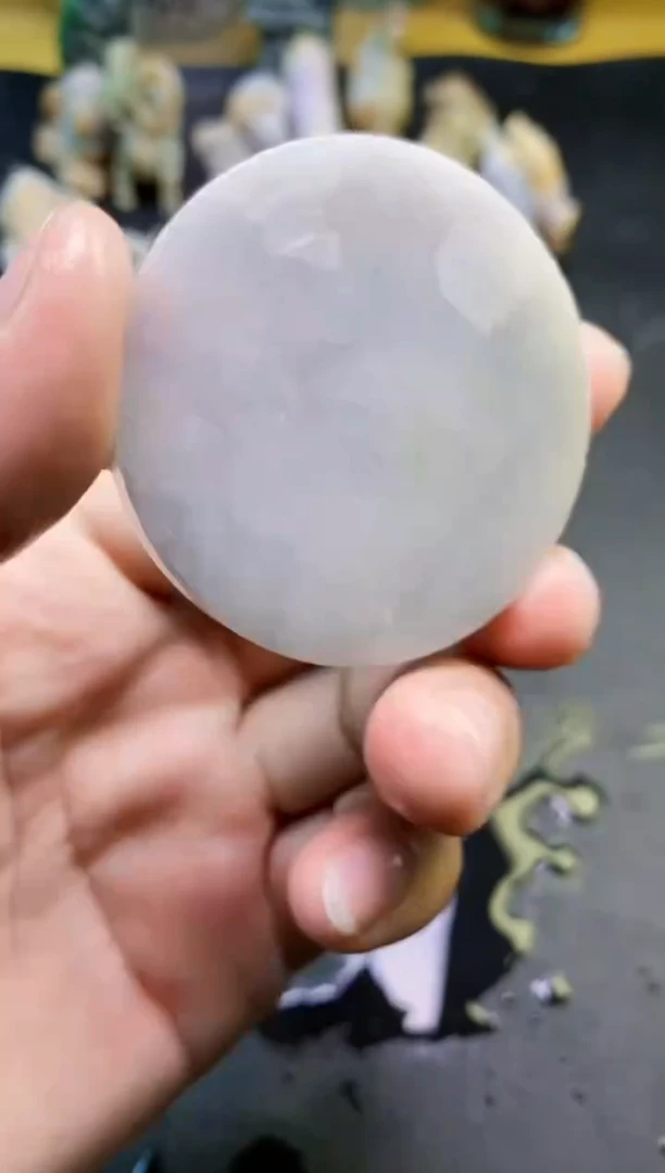 翡翠未镶嵌颈饰天然翡翠024