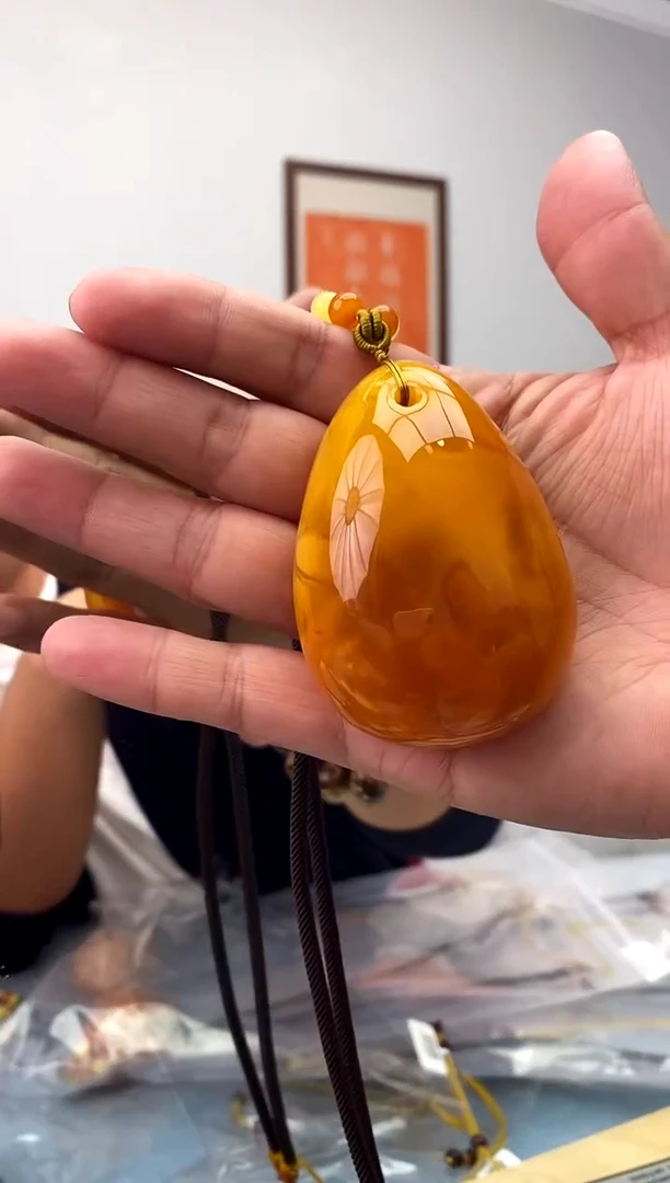 蜜蜡未镶嵌珠宝奇石假一罚十，发一件039