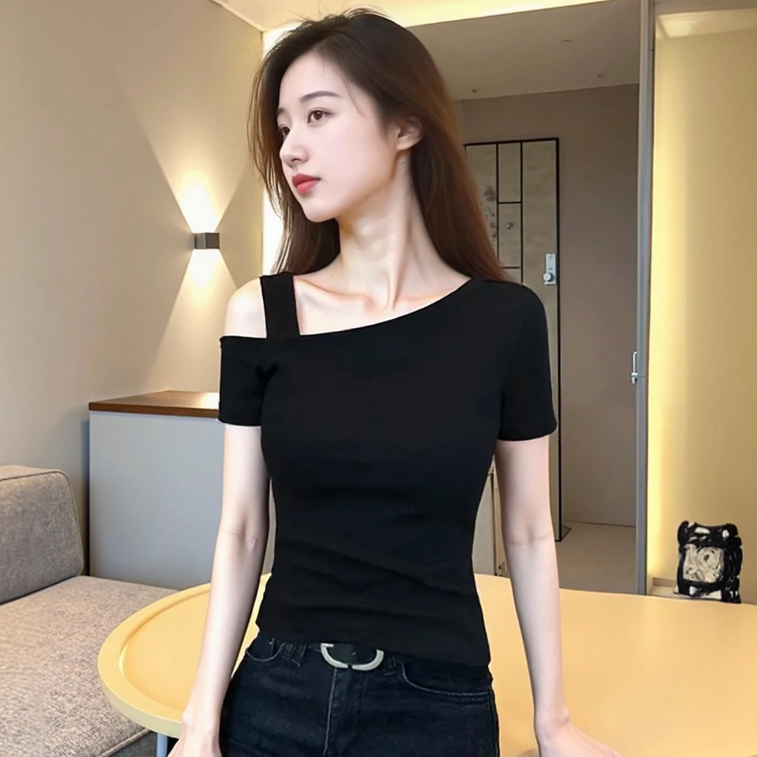 黑色露肩2025新款斜领短袖女款T恤简约时尚设计感百搭风小众上衣
