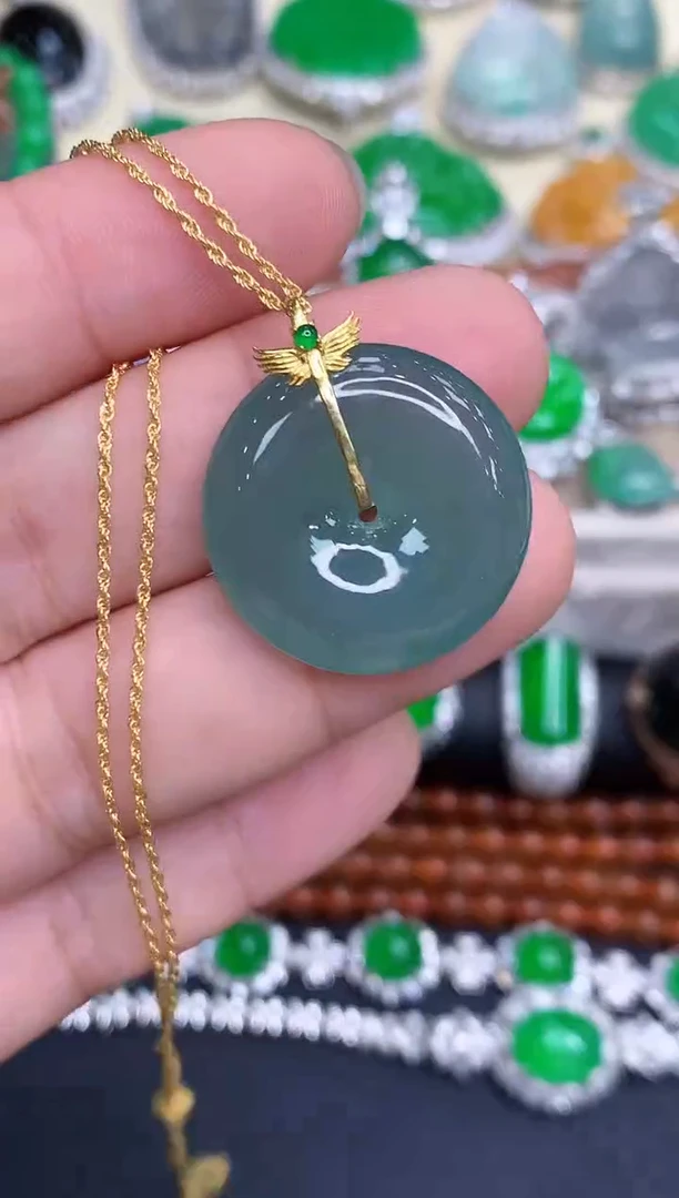 颈饰18K金镶嵌翡翠296-中国好珍宝