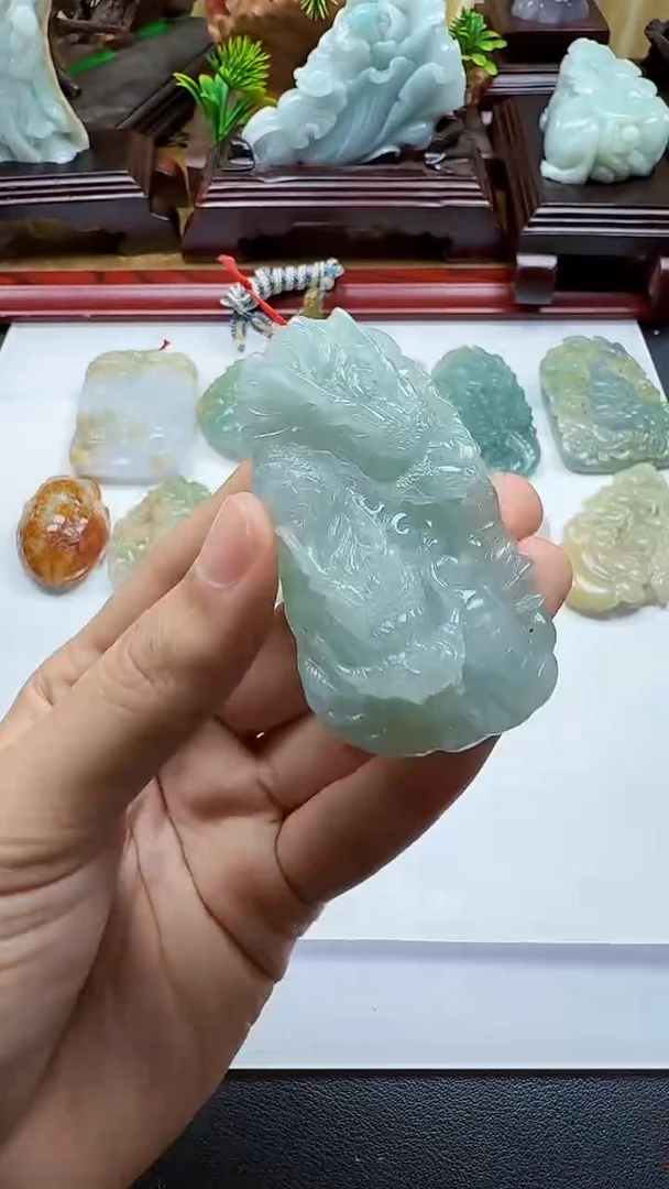 吊坠(不含链)未镶嵌翡翠1