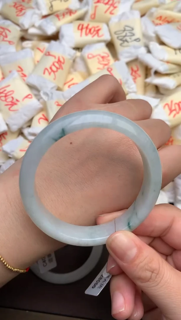 翡翠挂件未镶嵌—58圈53