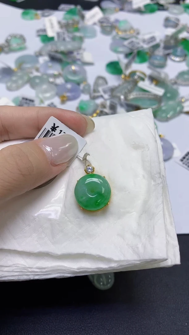 颈饰未镶嵌翡翠天然缅甸翡翠A货百元以上9元证书费自理