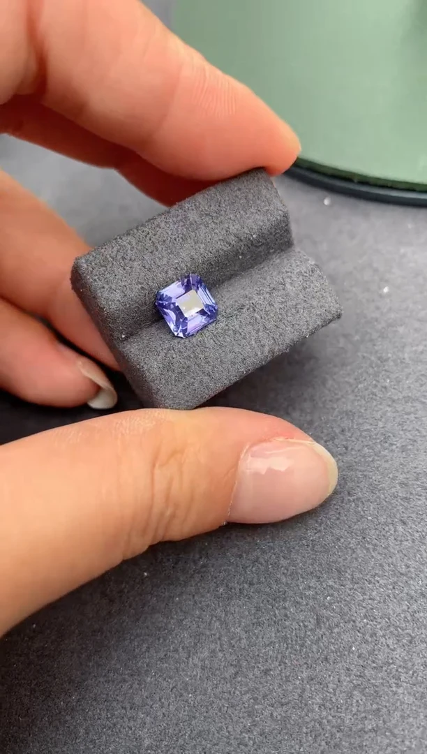 【闪购商品】彩色蓝宝石裸石未镶嵌2ct无烧紫蓝宝