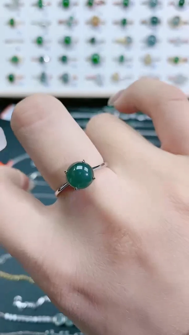 翡翠戒指银S925镶嵌天然翡翠