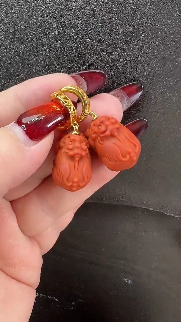 颈饰未镶嵌南红玛瑙耳环