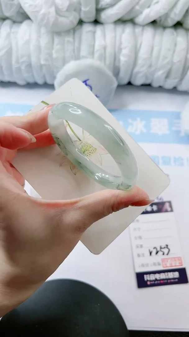 【闪购商品】石英质玉手镯未镶嵌多样性发货V253