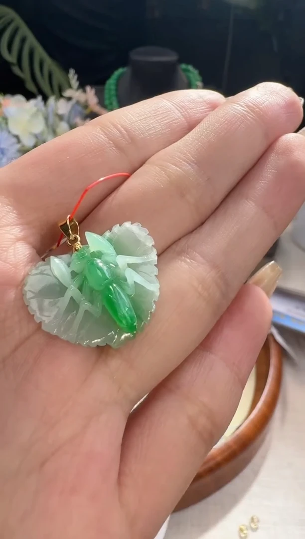 【闪购商品】翡翠颈饰18K金镶嵌挂件