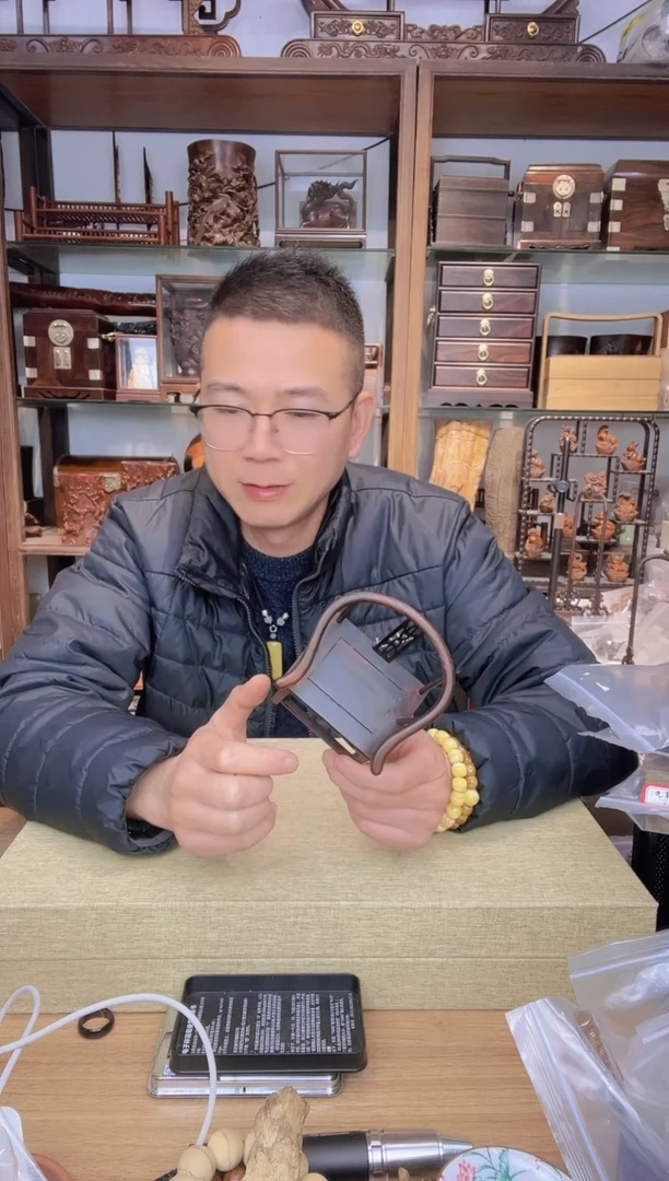 【闪购商品】乌木类书架073大红酸枝圈椅摆件  瑕疵