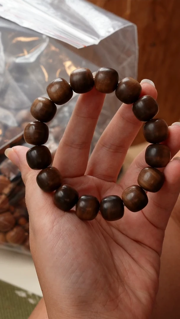 檀香木手串/手链小*老山檀香老料树心油13*14单圈
