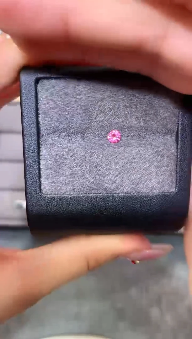 裸石尖晶石圆切 粉色调 0.33ct