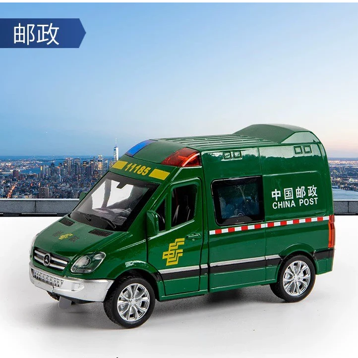 合金邮政车 5开门 带灯光音效 长15厘米 回力彩盒