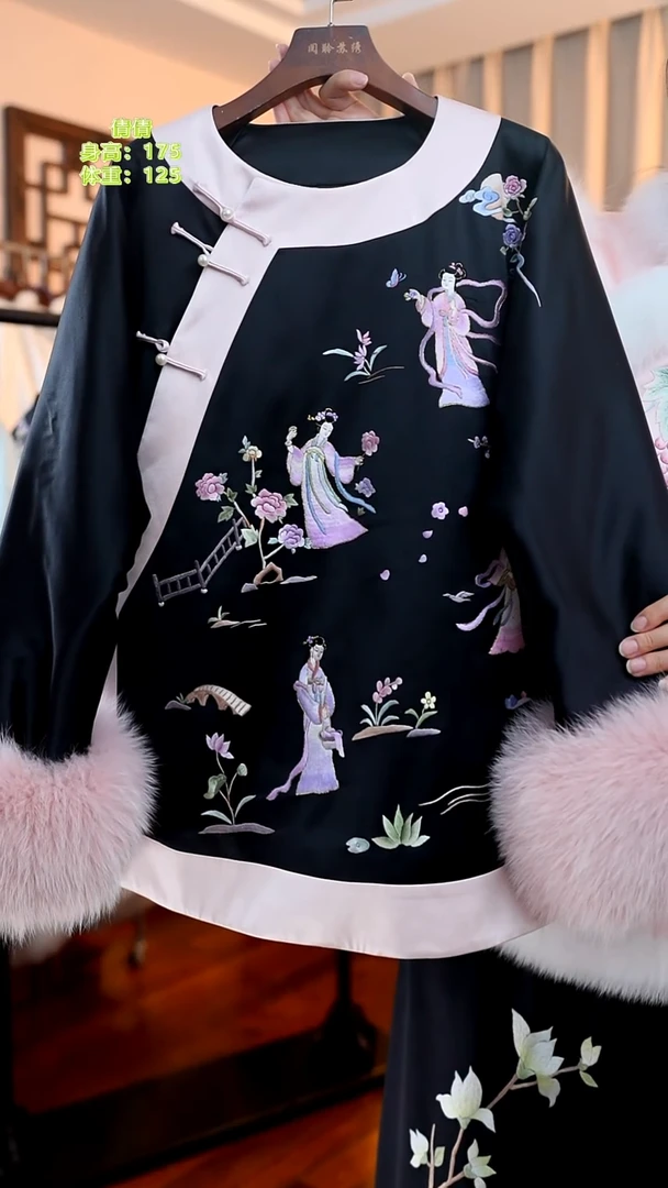 刺绣桑蚕丝非遗手工苏绣服饰