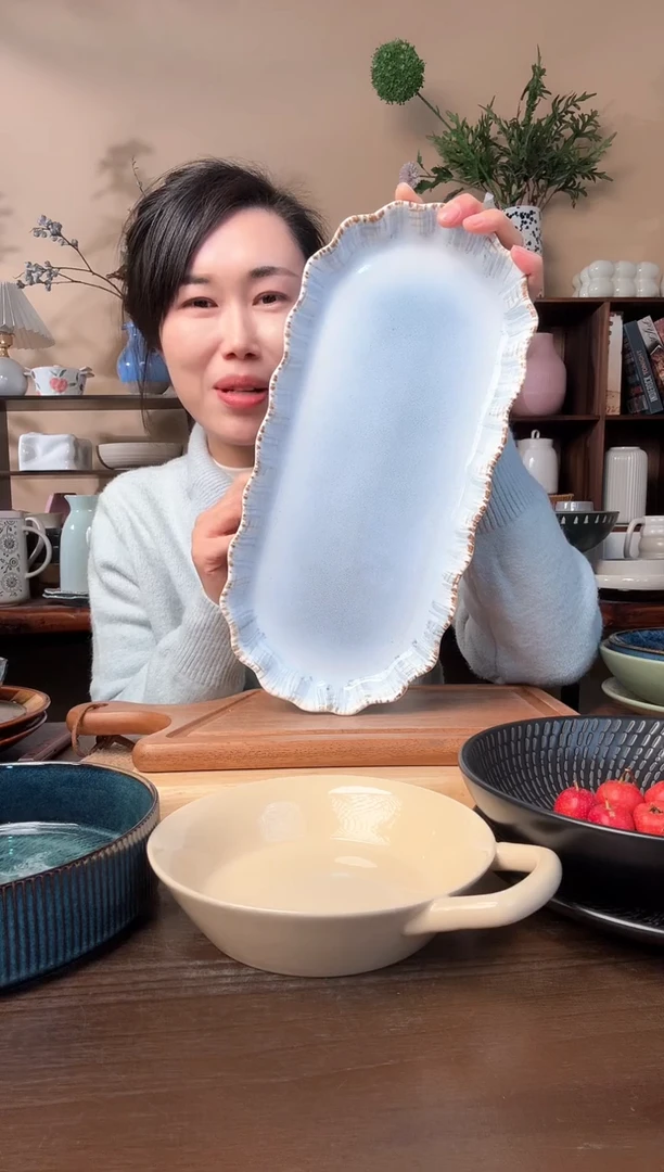 14英寸窑变花边鱼盘微瑕