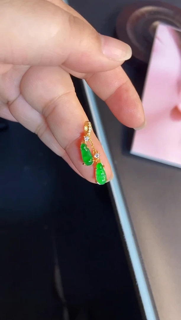 吊坠(不含链)银S925镶嵌翡翠1